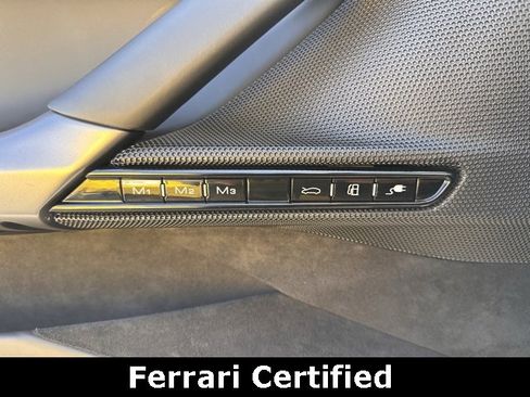 Used 2022 Ferrari SF90 Spider image 19