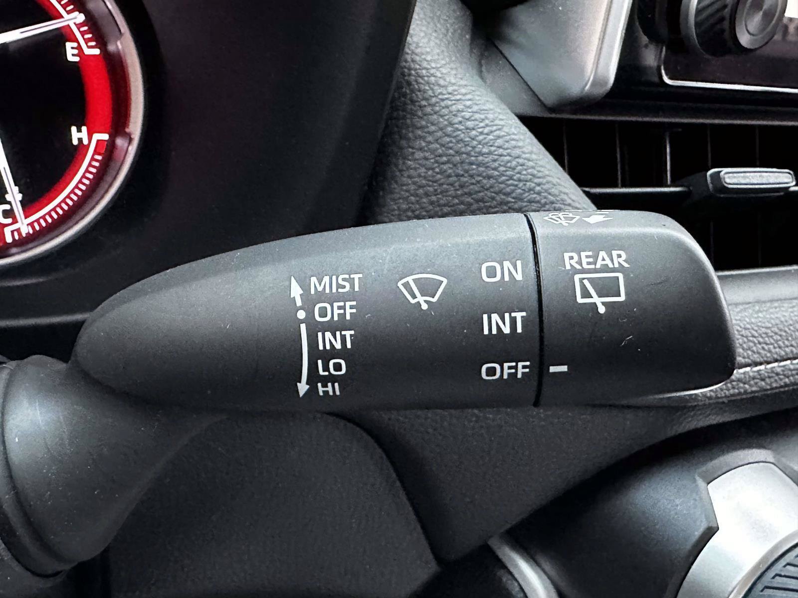 Certified 2023 Toyota RAV4 LE AWD/4WD image 27