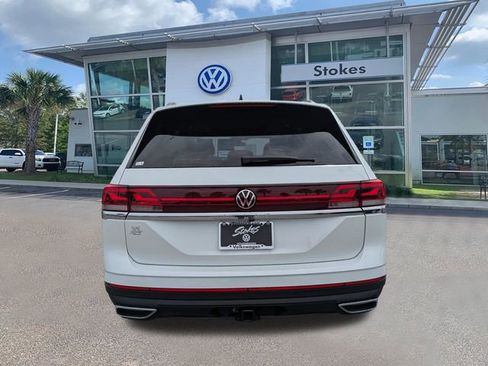 New 2026 Volkswagen Atlas SE FWD image 5