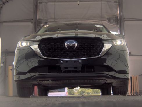 Used 2025 MAZDA CX-5 AWD 2.5 S w/ Select Package image 4