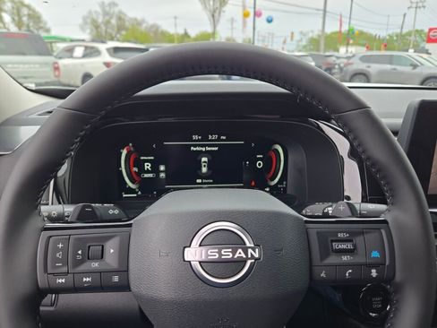 New 2026 Nissan Pathfinder SL AWD/4WD image 35