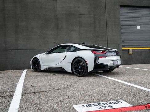Used 2014 BMW i8 image 65