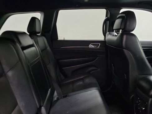 Used 2018 Jeep Grand Cherokee Altitude RWD image 19