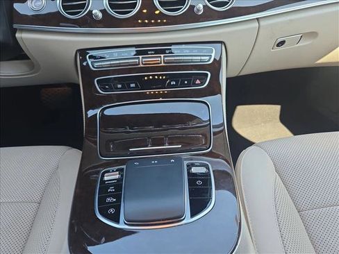 Used 2023 Mercedes-Benz E 450 4MATIC Sedan image 14