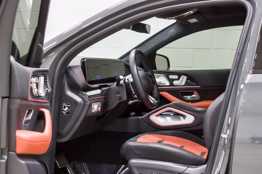 Used 2026 Mercedes-Benz GLE 63 AMG S w/ AMG Night Package image 43