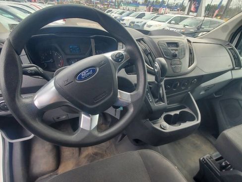 Used 2019 Ford Transit 250 148 Medium Roof RWD image 9