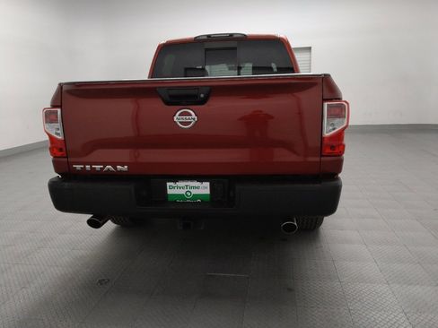 Used 2018 Nissan Titan S image 7