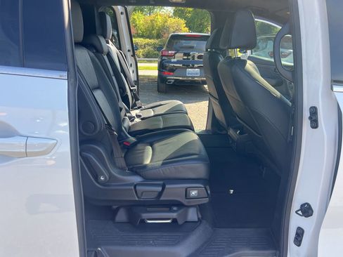 Used 2024 Honda Odyssey Sport image 15