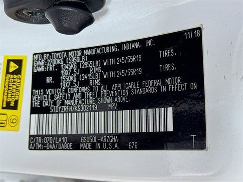 Used 2019 Toyota Highlander Limited image 35