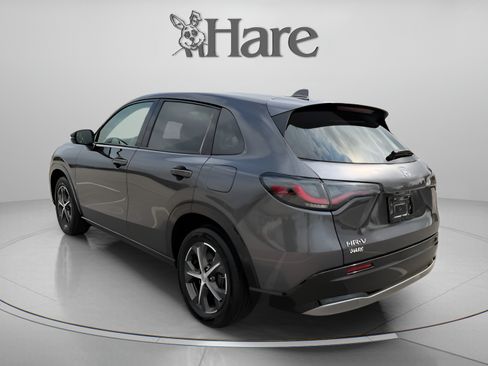Certified 2024 Honda HR-V EX-L image 3
