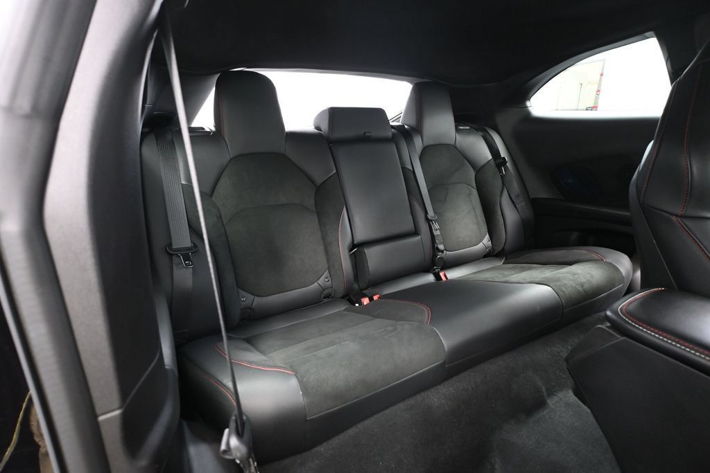 Used 2024 Dodge Charger Daytona Scat Pack w/ Plus Group AWD/4WD image 31