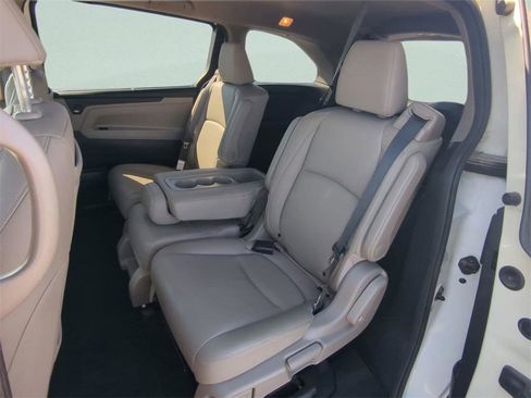 Used 2019 Honda Odyssey EX-L image 10