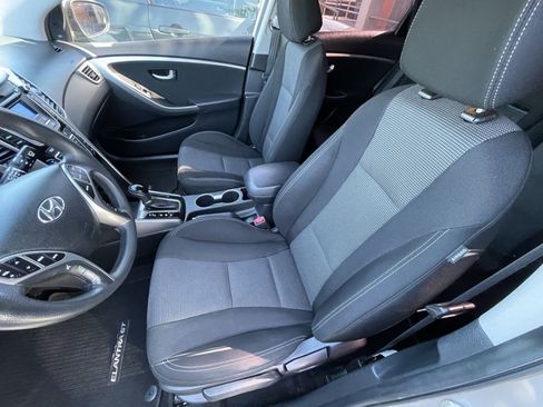 Used 2016 Hyundai Elantra GT FWD image 13