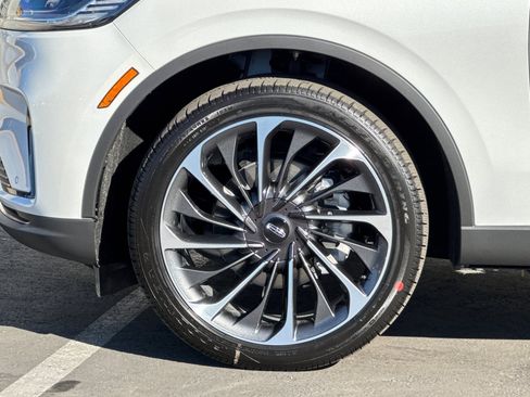 New 2026 Lincoln Aviator Reserve w/ Illumination Package image 26