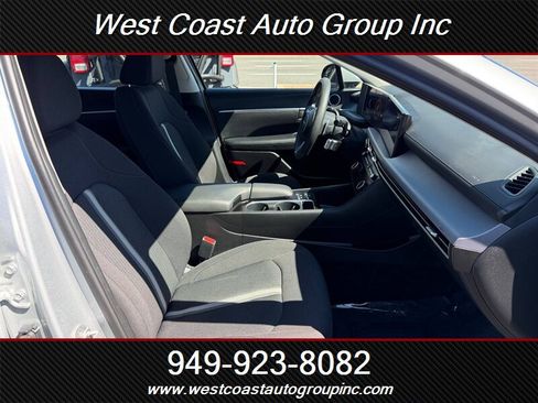 Used 2025 Hyundai Sonata SEL FWD image 9