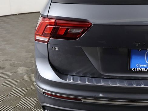 Used 2022 Volkswagen Tiguan SE image 14