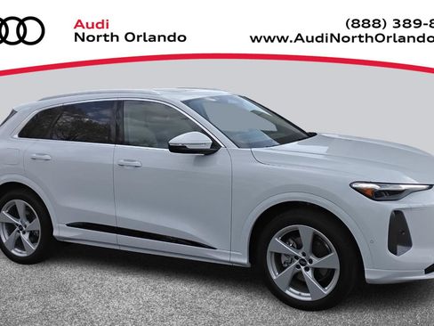 New 2025 Audi Q5 Prestige image 1