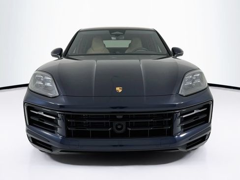 New 2026 Porsche Cayenne Coupe AWD/4WD image 6