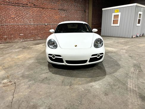 Used 2008 Porsche Cayman image 2