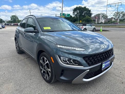 Used 2023 Hyundai Kona Limited AWD/4WD image 7