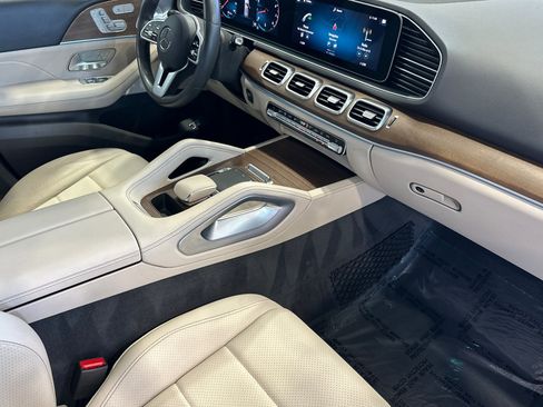Used 2020 Mercedes-Benz GLE 350 4MATIC image 16
