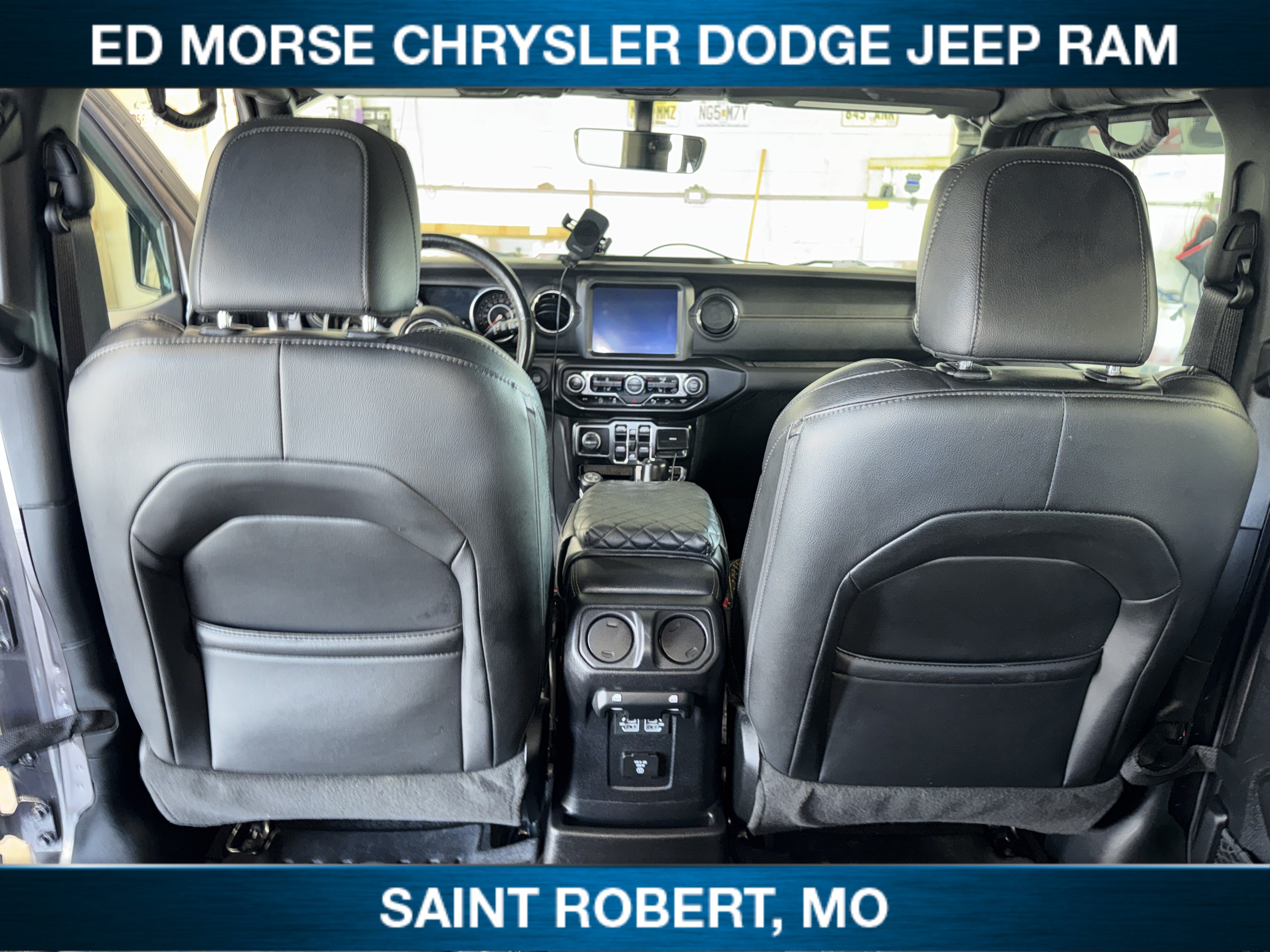 Used 2021 Jeep Wrangler Unlimited Sahara AWD/4WD image 35