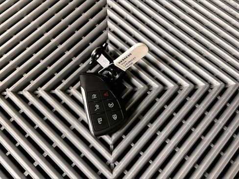 Used 2024 Chevrolet Tahoe LT image 10