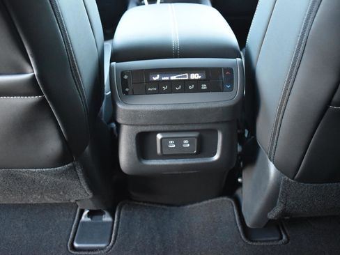 New 2026 Nissan Pathfinder SL image 46