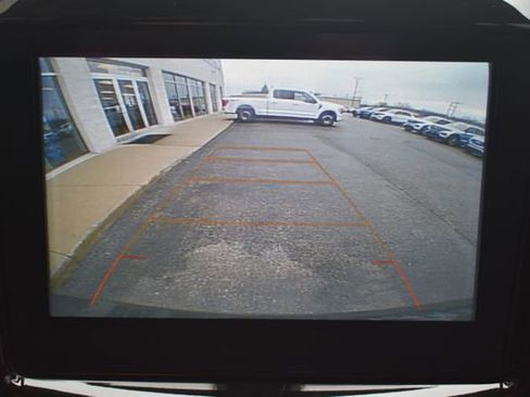 Used 2018 Chevrolet Traverse LT image 30