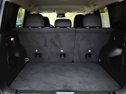 Used 2023 Jeep Renegade Latitude AWD/4WD image 8