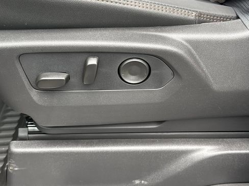 New 2026 GMC Sierra 1500 AT4 w/ AT4 Premium Package image 18