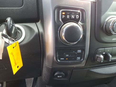 Used 2022 RAM 1500 Classic SLT w/ Protection Group AWD/4WD image 12