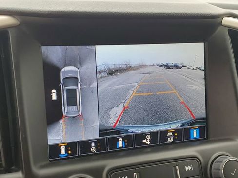 Used 2023 GMC Terrain Denali w/ Denali Premium Package image 15