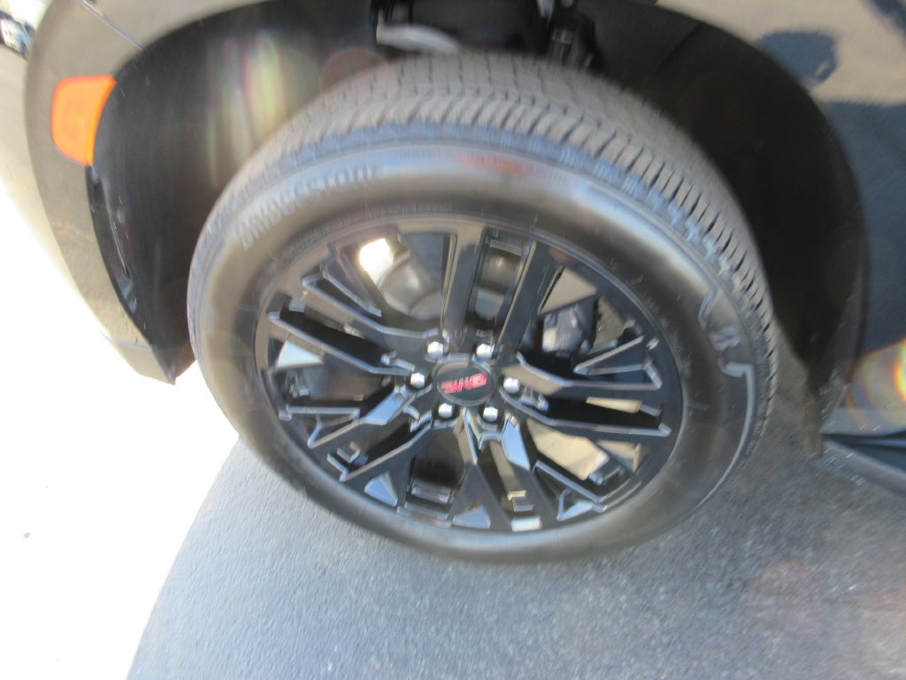 Certified 2024 GMC Yukon XL SLE AWD/4WD image 15