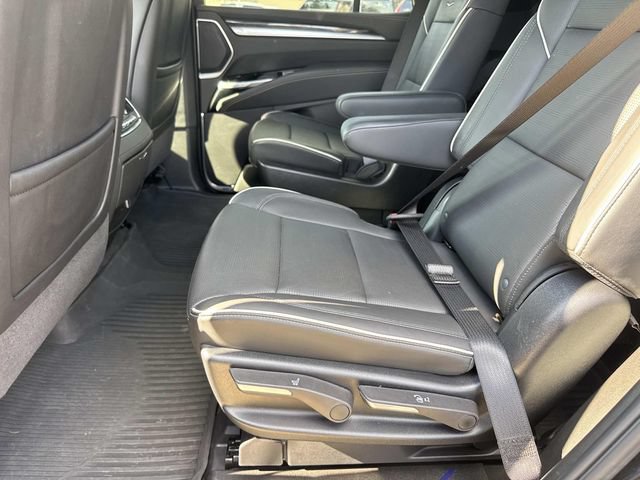 Used 2025 Cadillac Escalade Sport w/ LPO, ONYX Package AWD/4WD image 15