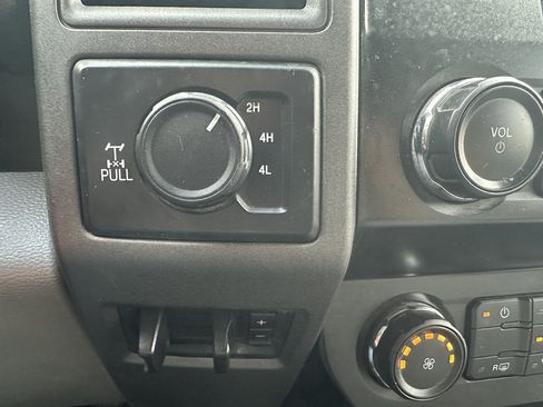 Used 2019 Ford F250 XL w/ STX Appearance Package AWD/4WD image 26