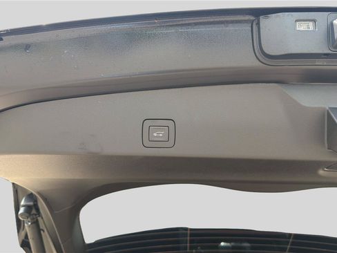 New 2026 Buick Encore GX Avenir w/ Avenir Technology Package AWD/4WD image 21
