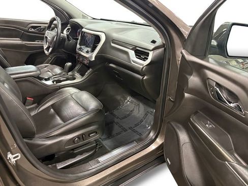 Used 2019 GMC Acadia SLT FWD image 11