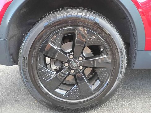 Used 2020 Land Rover Discovery Sport SE image 21