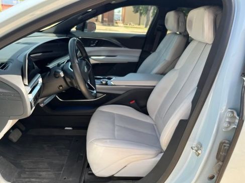 Used 2024 Cadillac Lyriq Luxury w/ LPO, Floor Liner Package AWD/4WD image 12
