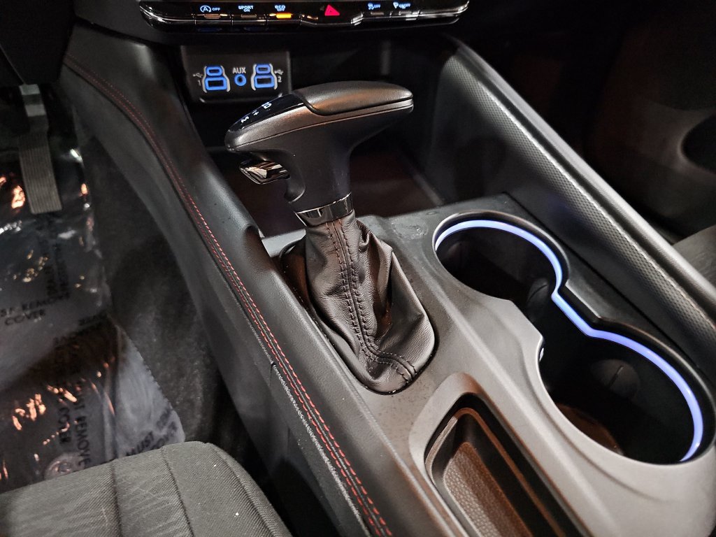 Used 2025 Dodge Durango GT RWD image 16