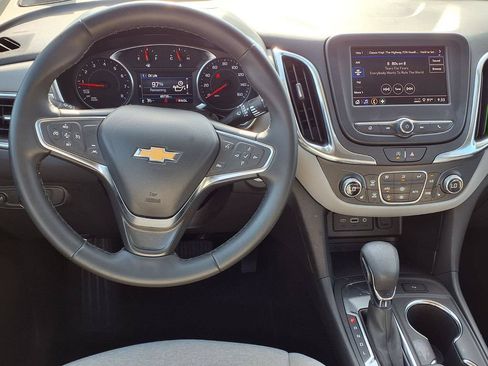 Used 2024 Chevrolet Equinox LT FWD image 13