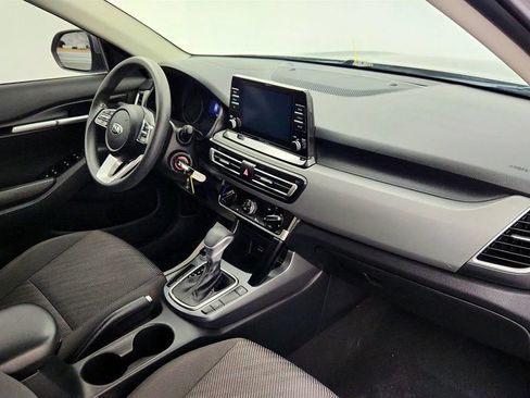 Used 2021 Kia Seltos LX image 23