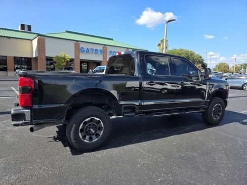 Used 2023 Ford F250 Lariat w/ Lariat Ultimate Package AWD/4WD image 5