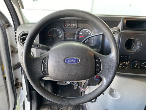 Used 2012 Ford E-450 and Econoline 450 Super Duty w/ Shuttle Bus Prep Pkg image 16