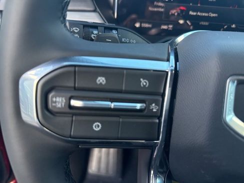 New 2026 GMC Acadia Elevation image 18