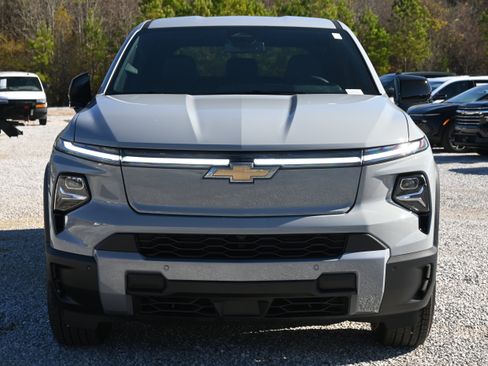 New 2026 Chevrolet Silverado EV LT image 5
