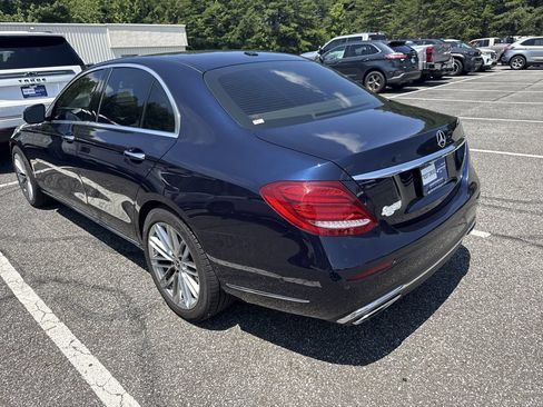 Used 2017 Mercedes-Benz E 300 image 8