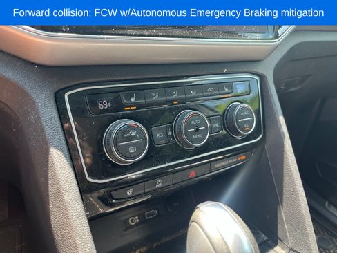 Used 2019 Volkswagen Atlas SEL AWD/4WD image 12