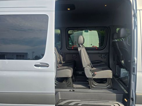 New 2025 Mercedes-Benz Sprinter 2500 image 17